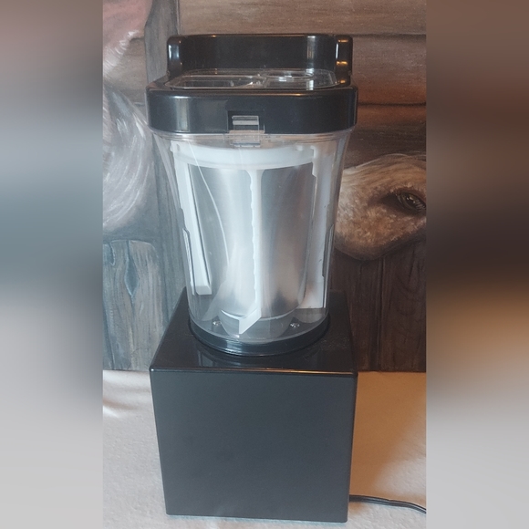 ICEE Home Slushie Maker Countertop Ice Machine 1/2 Gallon ICEE Fizz Creations - Picture 3 of 8